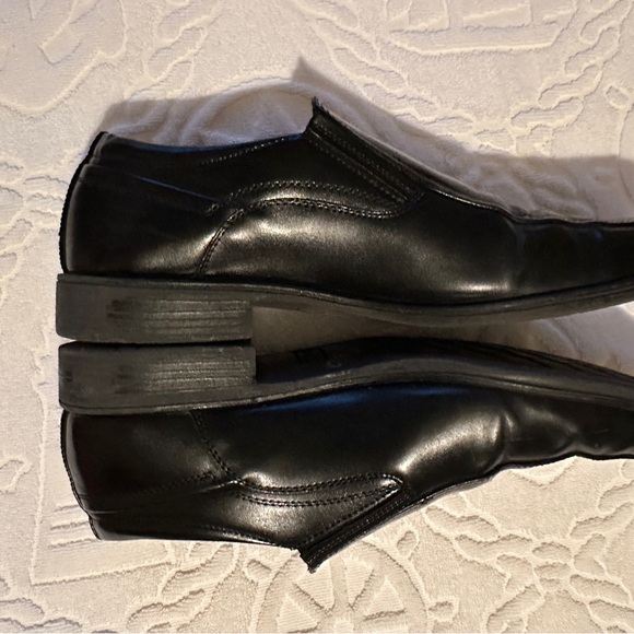 Men's Black Leather Loafers by Freeman Size 10 - Picture 5 of 9